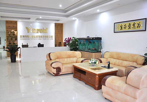 雅之雷(lei)悳(de)